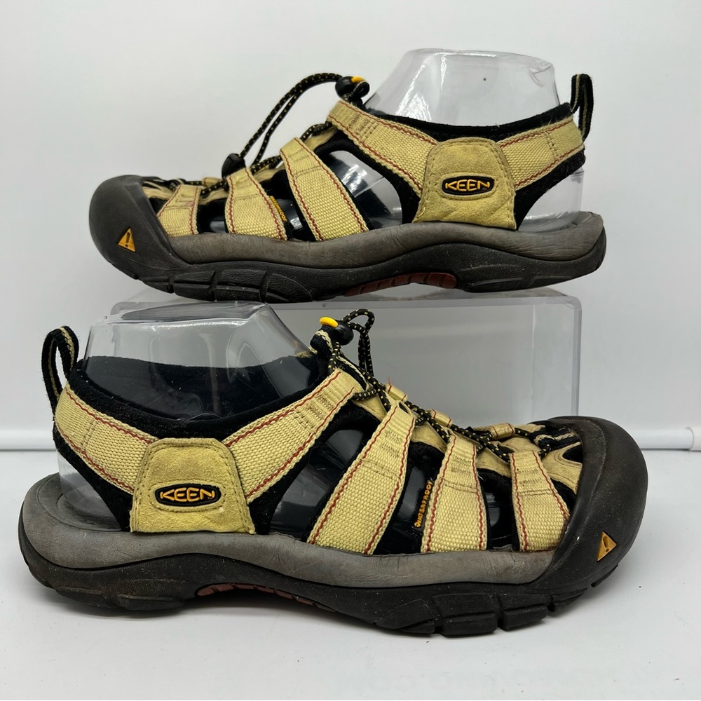 Keen Newport H2 Women's Yellow Waterproof Sport Hiking Sandals Size 9
